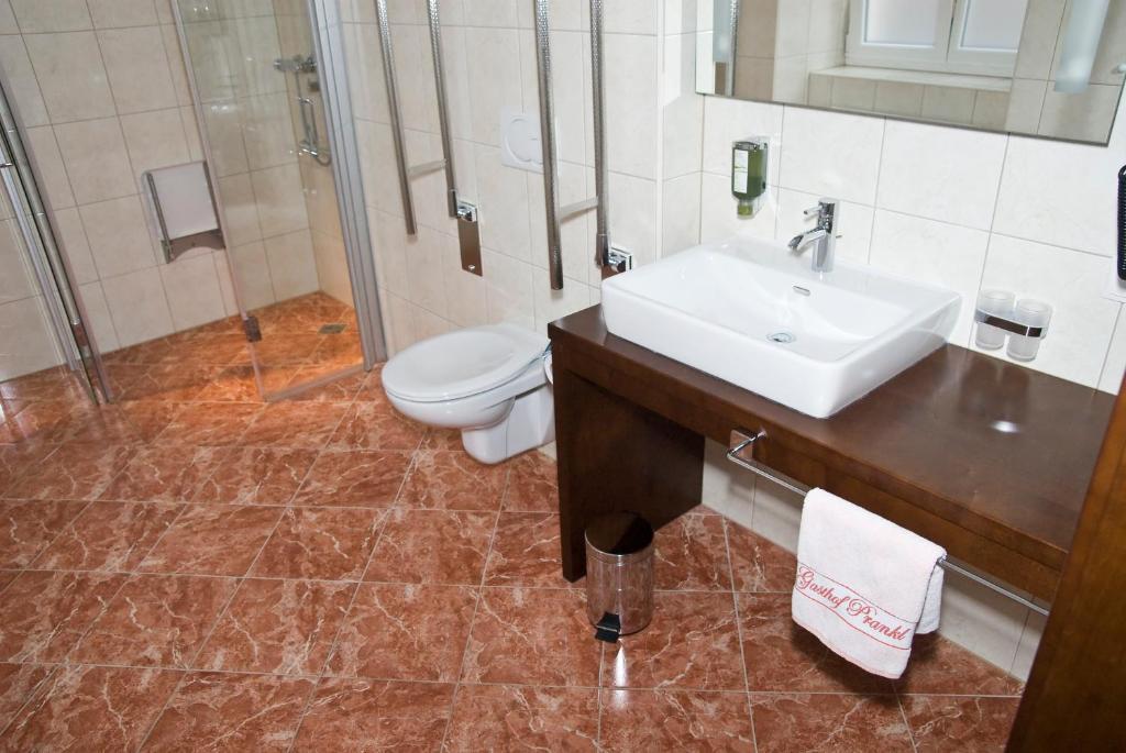 Gasthof Prankl Spitz an der Donau Room photo